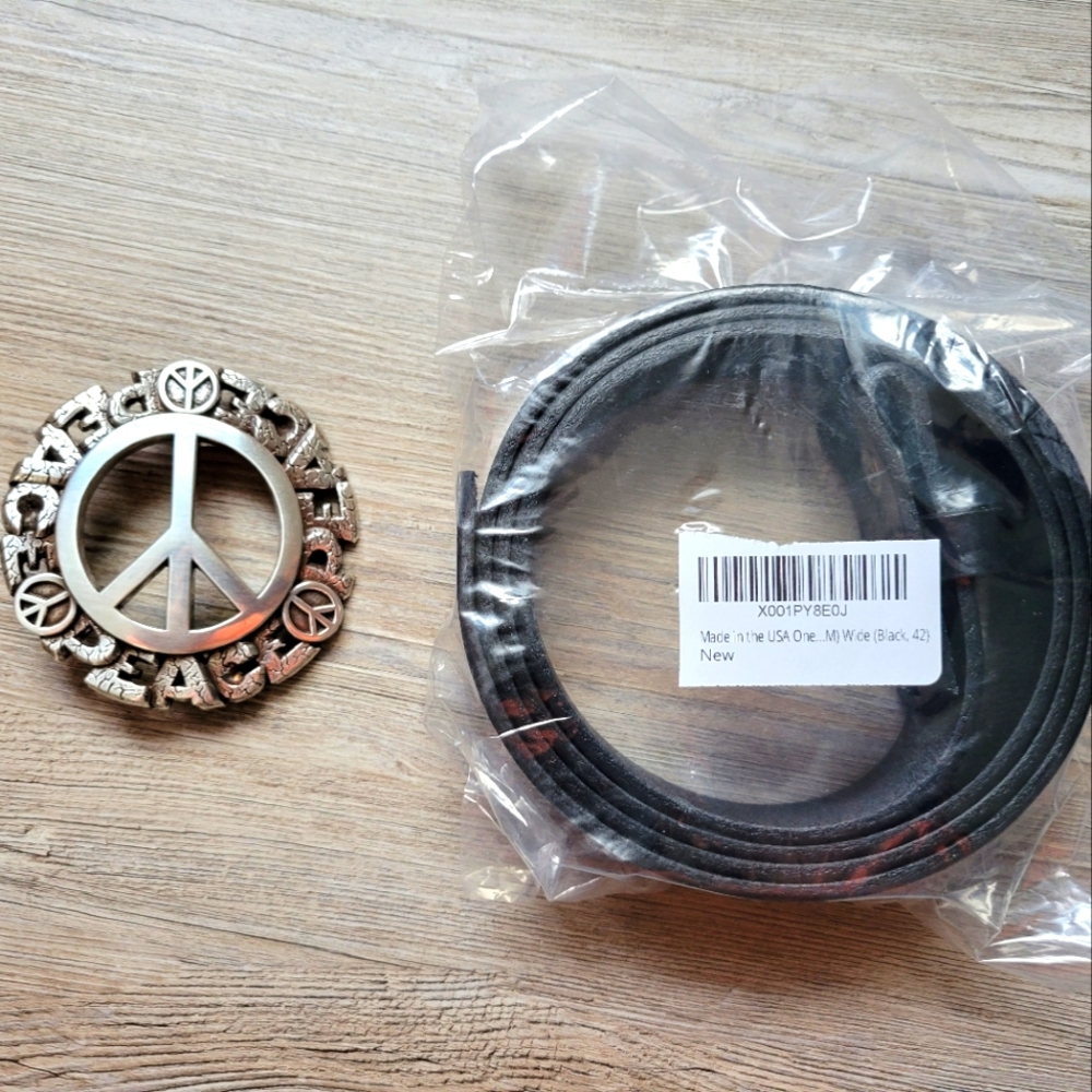 Belt & Peace sign